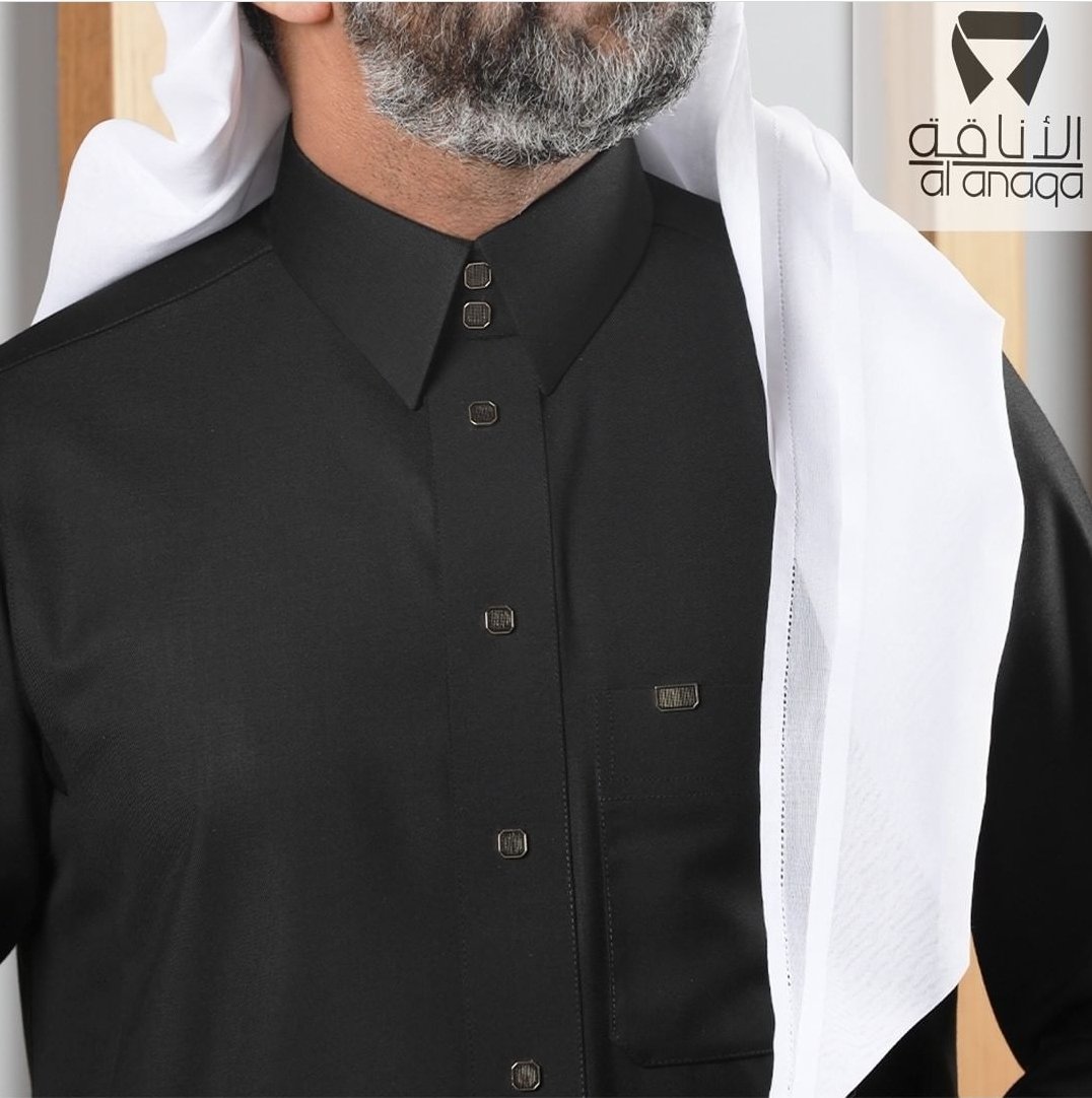 عملاءنا الاعزاء الاناقه ترحب بكم وتقدم لكم الجديد من الاقمشه الشتويه الوان رائعة تناسب اناقتك
#الاناقة_للخياطة  #الاناقة_للخياطة_الرجالية #ثوب
