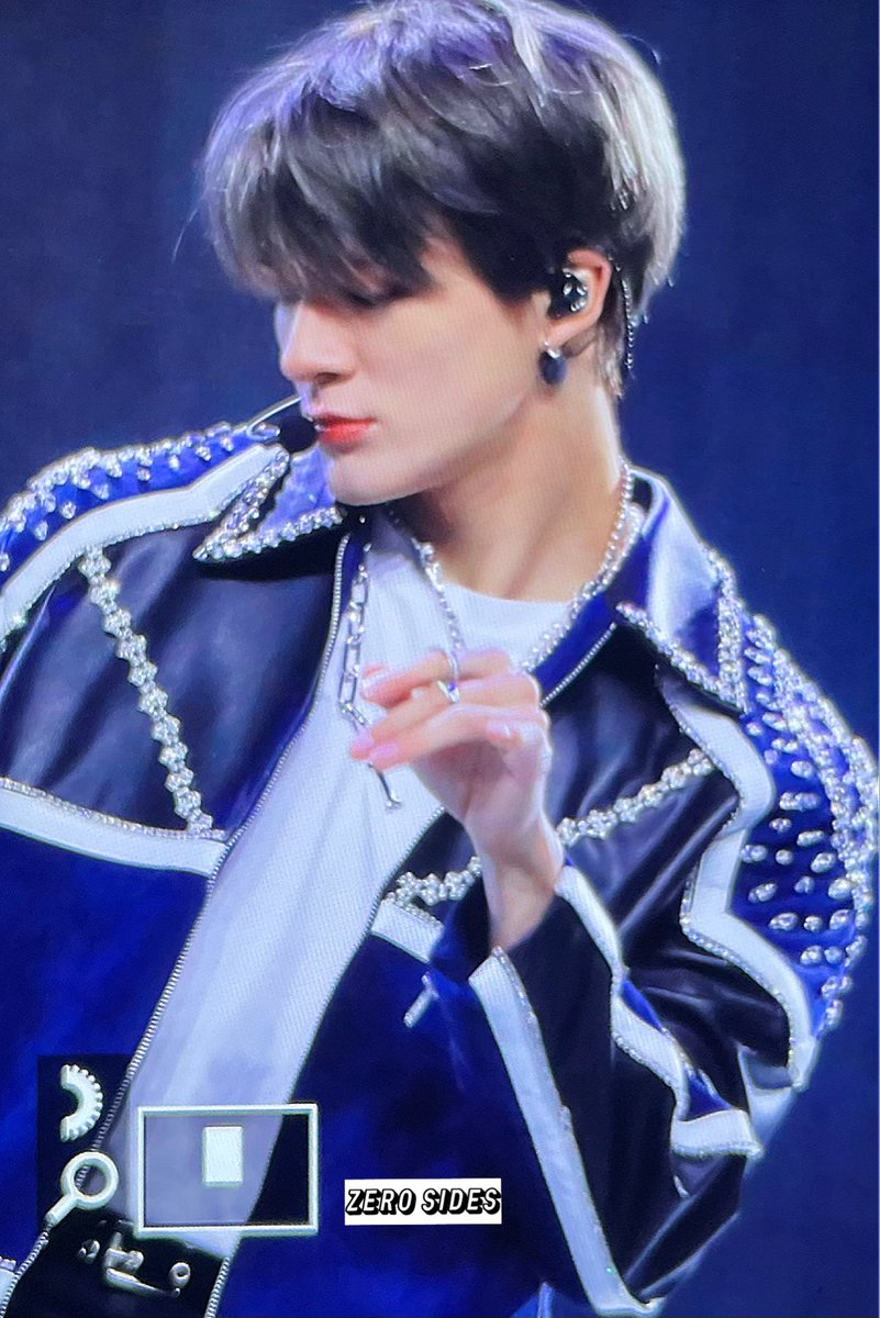 ZERO SIDES tweet media