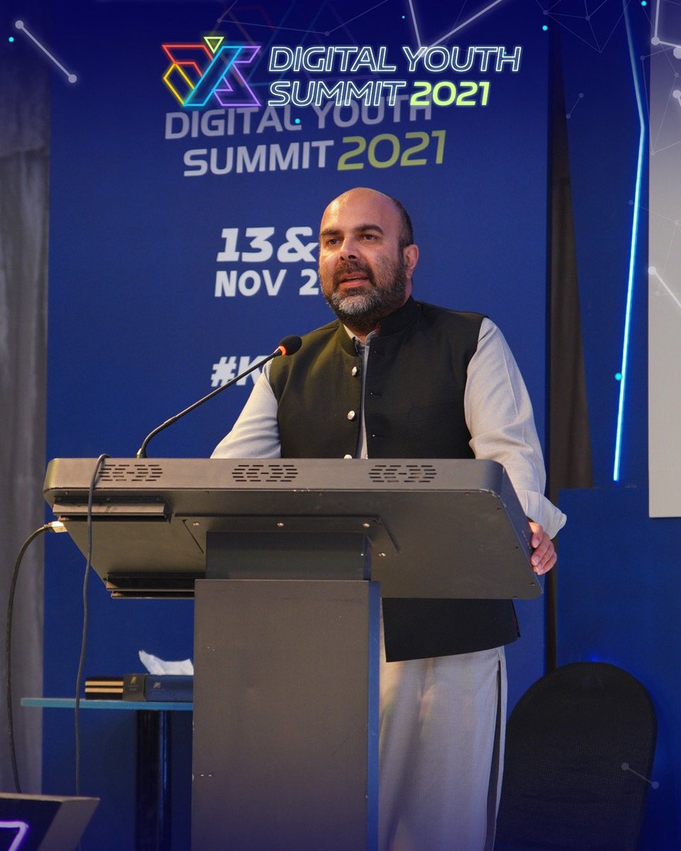 Digital Youth Summit tweet media