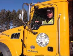 JeffreyJelinski's tweet photo. 2-4β snow this morning. @Morrison_County plows are out clearing snow. Itβs plenty slippery in places. Turn your lights on, please slow down & remember your #WinterDrivingSkills. Yep, it looks like this is the start of #Winter. #SupportingLawEnforcement #StaySafe #KeepSmilin.ππΊπΈ https://t.co/Y7eS3WWl4G