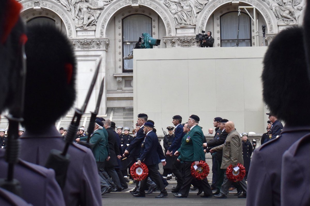 stevechalles's tweet photo. Pics - 3: Remembrance Sunday at the #Cenotaph in Whitehall - covered by @ctvob OB team for @BBCS_Events / @BBCOne.
#outsidebroadcast #CTVOB #RemembranceSunday #RemembranceDay #LestWeForget https://t.co/5Ve4sxNWr2