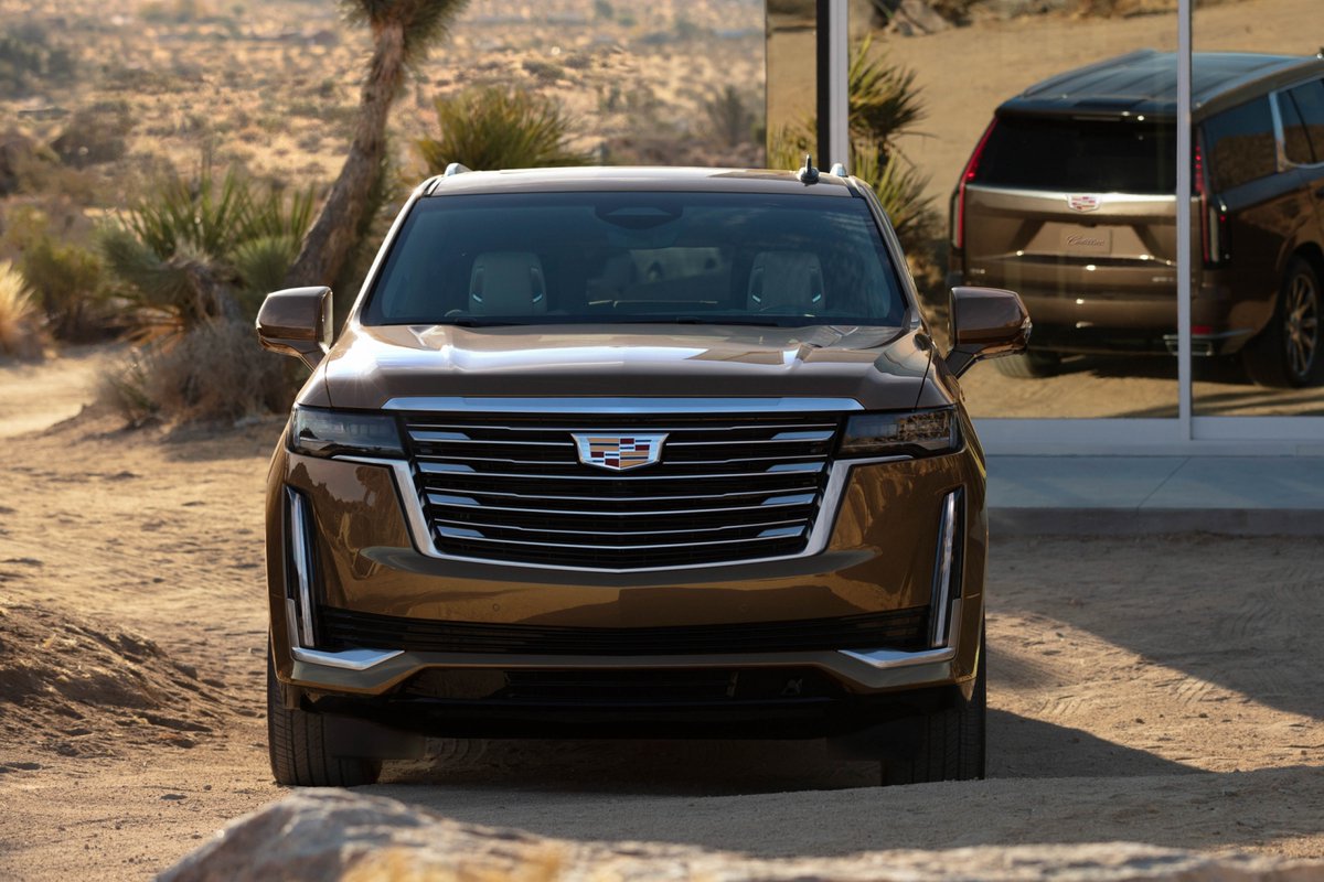 4koleca's tweet photo. Новый Cadillac Escalade 2021. Мощный конкурент BMW X7, GLS и LEXUS LX570 https://t.co/YVdiIPdRnn

#авто #автомобили #автомобиль #Cadillac #Escalade #Кадиллак #Эскалейд #внедорожник https://t.co/GwHtXifivW