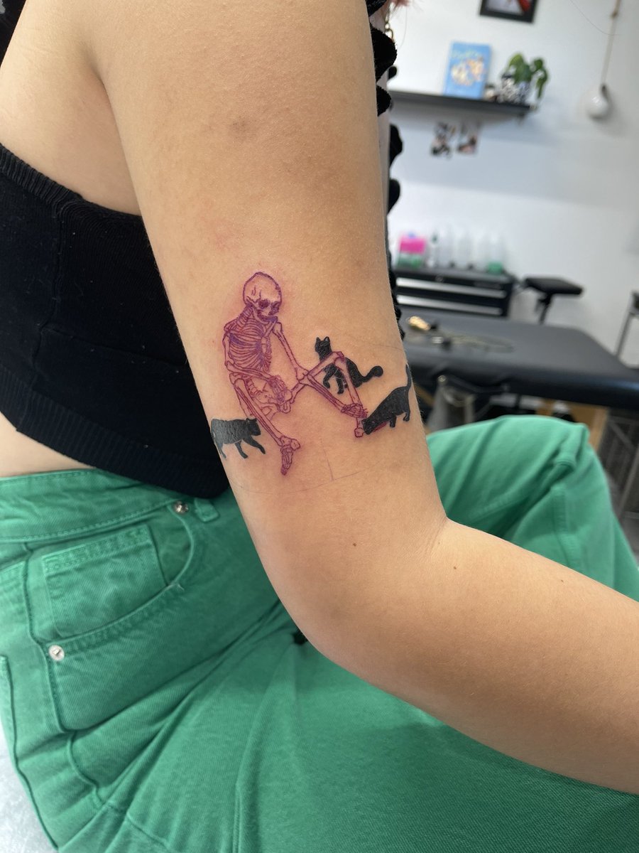 gonebacktosleep's tweet photo. Fun fact: I still do tattoos 🤷‍♀️ https://t.co/yScXPwULsr
