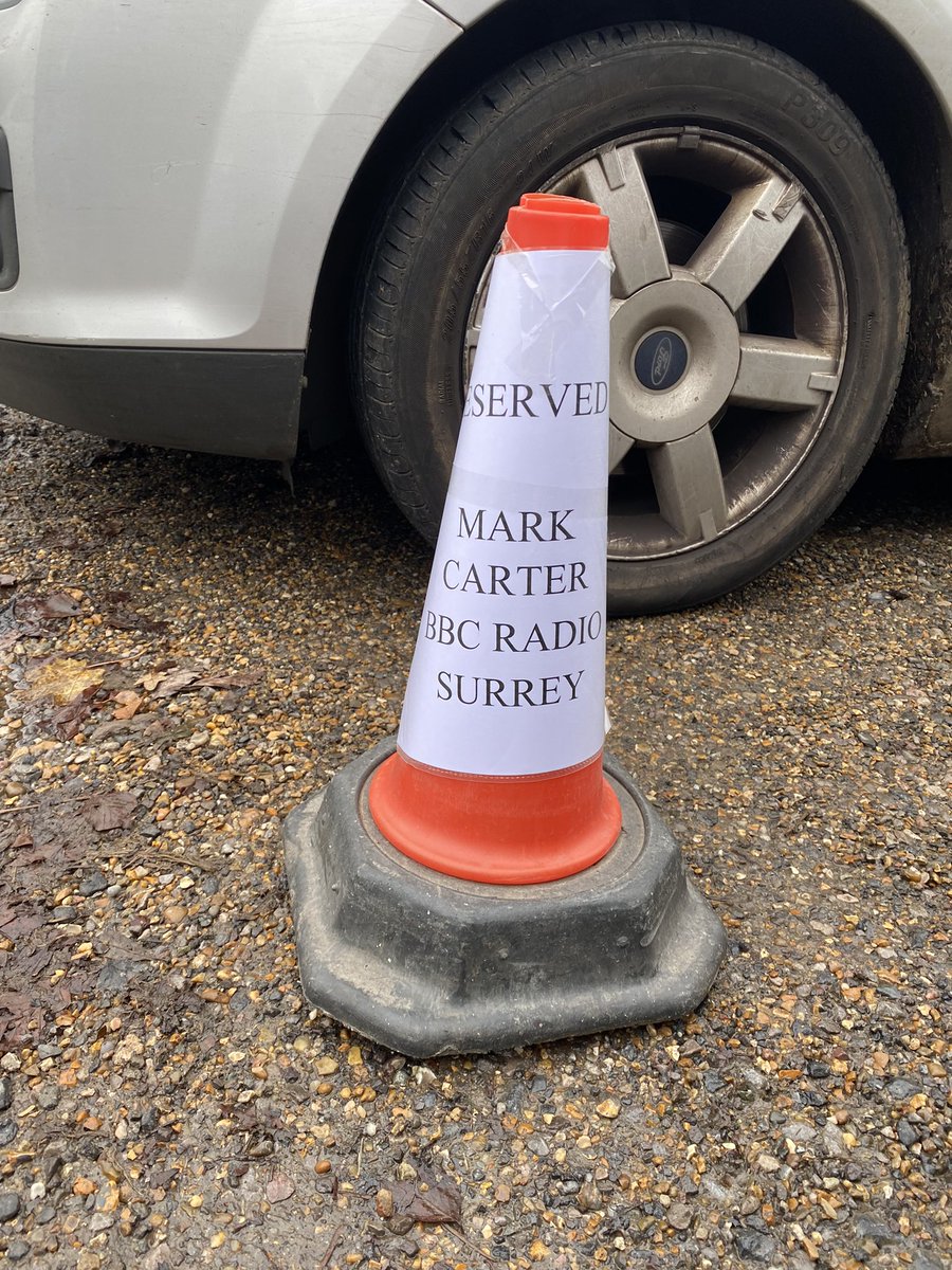 BBCSurrey's tweet photo. And here’s @MarkCarterMC at St Andrew’s Church #LimpsfieldChart having opened the Christmas Bazaar, feeling starstuck - he was given his own parking cone and featured on the poster - plus he was @OBrienKrystyna’s 3rd task for #SaturdayWishlist 😁 https://t.co/7BSGdzgByj @AmannyMo https://t.co/UPrgeF5wbv