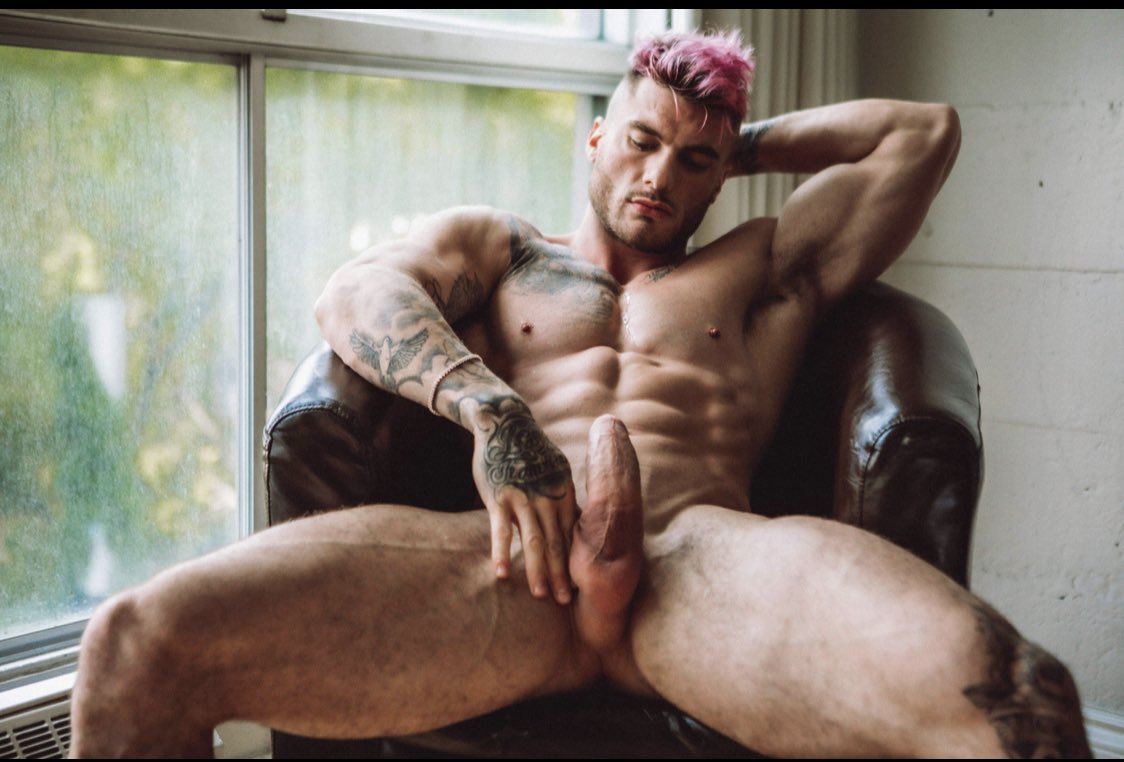 William_SeedFan's tweet photo. @William_SeedXXX is just perfection! Don't you think so?

#WilliamSeed #TeamWilliamSeed #Canada #Canadian #GayCanada #Tattoo #Tattooed https://t.co/IrdEVLK5Lv