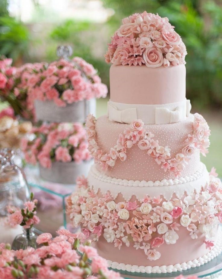 VELUD0CAFE's tweet photo. to : ̗̀➛ @settsutenma

from : ̗̀➛ Lancelot

note
╰┈➤ Good day, my prince. I've taken the time to procure you this cake. I'm... ah, I'm aware it's rather impudent, so please forgive me if I've overstepped. However, I wish for you to know that I care for you quite deeply. 
+ https://t.co/bjesd58lB7