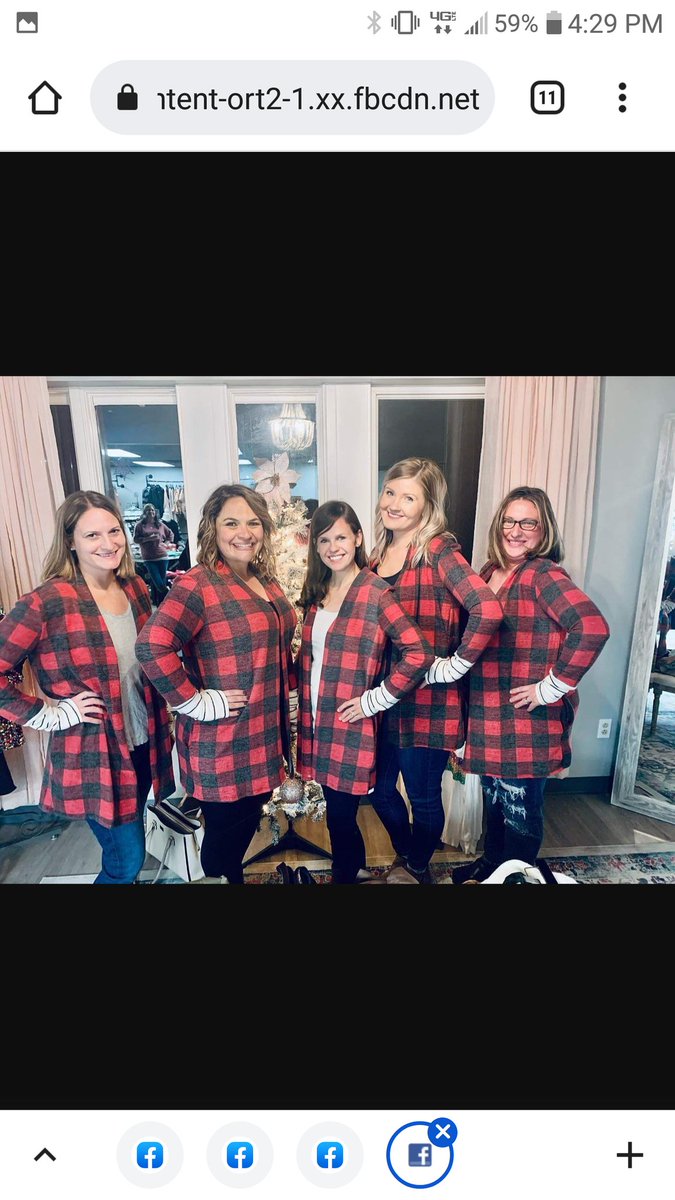 CharmedNR's tweet image. We had a blast getting these lovely ladies ready for the holidays❤💚
Charmingly festive for the season🎄🎅🎄🎅🎄🎅
Thanks for all the laughs ladies😂 
#GetCharmed #NorthRidgeville
Message us On Facebook to book your own private after hours event. Spots are going fast