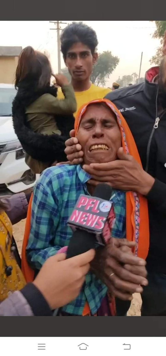 ramjilalchanda's tweet photo. जमवारामगढ़ में रतनलाल प्रकरण #JaiBhim फिल्म जैसा हैपुलिस द्वारा हत्यारों कोसंरक्षण दियाजा रहाहैपीड़ितआदिवासी परिवारको न्याय की बजाय जबरदस्ती गिरफ्तार कर धमकाया जारहा हैसीएम @ashokgehlot51 जीसंज्ञान लेंजमवारामगढ़ थाने के स्टाफ पर कार्यवाही करें #रतनलाल_को_न्याय_दो 
@HansrajMeena https://t.co/W94Z99a4D7