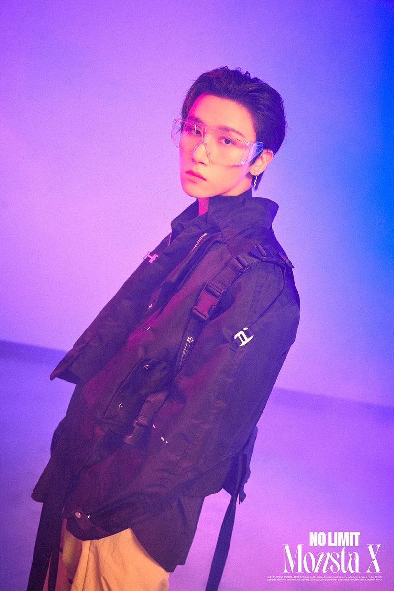 IMNAMEIM_S2's tweet photo. 미치겠다 이 남자야 ,, https://t.co/BZocM7iPKX