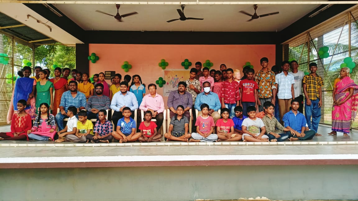 Celebration of #IOCLChildrensDay with the children of St.Joseph Blind School, Madurai,#Chhotu and #IndianOilRhino <a href="/IndianOilcl/">Indian Oil Corp Ltd</a> <a href="/ChairmanIOCL/">ChairmanIOC</a> <a href="/DirHR_iocl/">Director (HR), IndianOil</a> <a href="/DirMktg_iocl/">Director (Marketing), IndianOil</a> @DirRnD_iocl