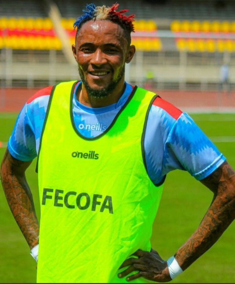 Bisonabiso243dc's tweet photo. Soso cβest le meilleur aleki achraf Hakimi soki oboyi sala mokili na yo sala nga moustiquaire πππ
Bazolia bazo ndima te ππππ
#RDC #RDCongo #RDC2021 #RDCFEST #rdchile #RDCongo https://t.co/CcBAzE1mpA