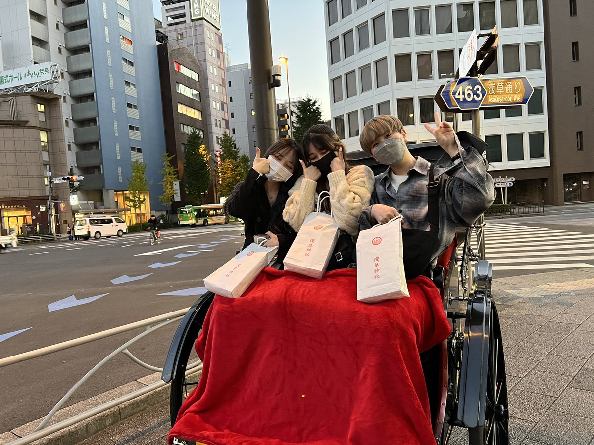 kappa__0096's tweet photo. たぶんりりとゆうと乗る人力車が一番楽しいと感じた浅草観光 https://t.co/RfBHFeREA3