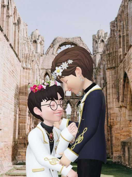 Blackenvoy88's tweet photo. @PrinceJiyang He then heard a hiss of their own daughter with a glare from her, signalling to them to stop "You can continue your banter later!" Reba, the MC hissed at her ridiculous fathers. 
Both of them chuckles and stopped https://t.co/aj9tSbq29V