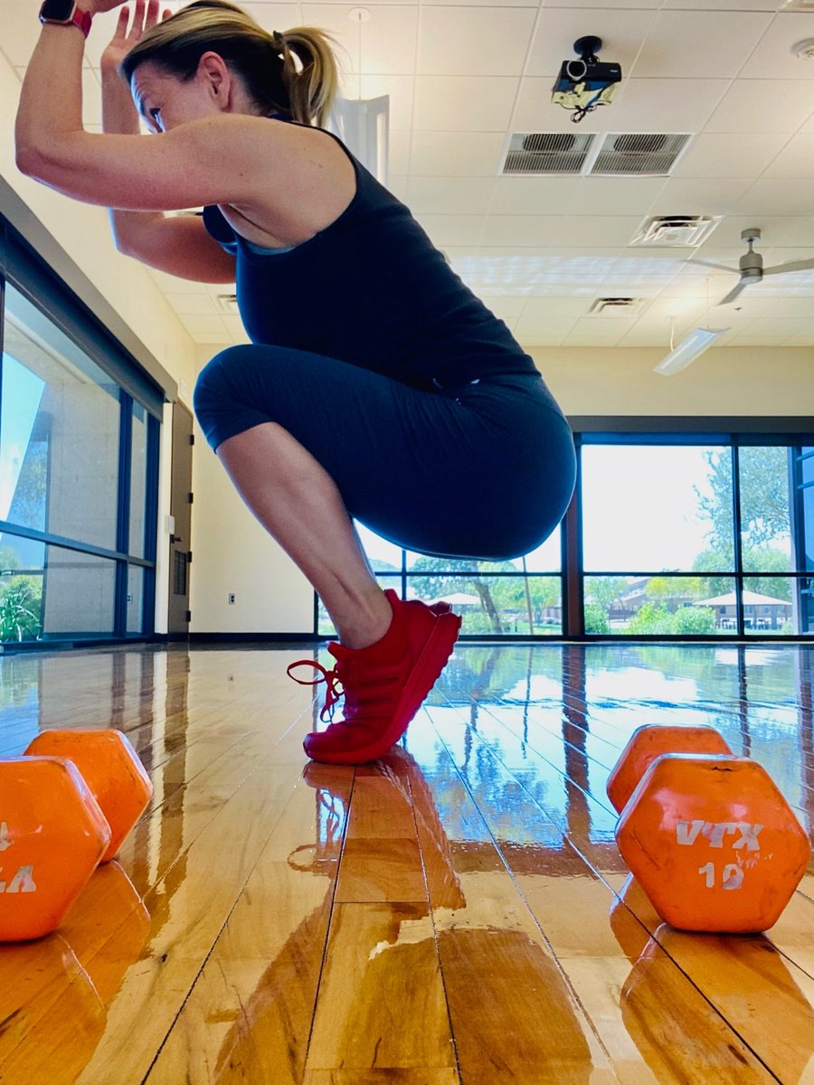 ovviawellness's tweet photo. Focus to make a balance for yourself! Make time &amp; take time out for yourself. 
-
What self-care do you plan on the weekends? 
_

#DYK #health #healthyliving #healthylifestyle #diet #weightloss⁠ #healthy #nutrition⁠ #inspiration⁠ #ovvia #coach #informative #healthyeating https://t.co/EkkTXKoHcO
