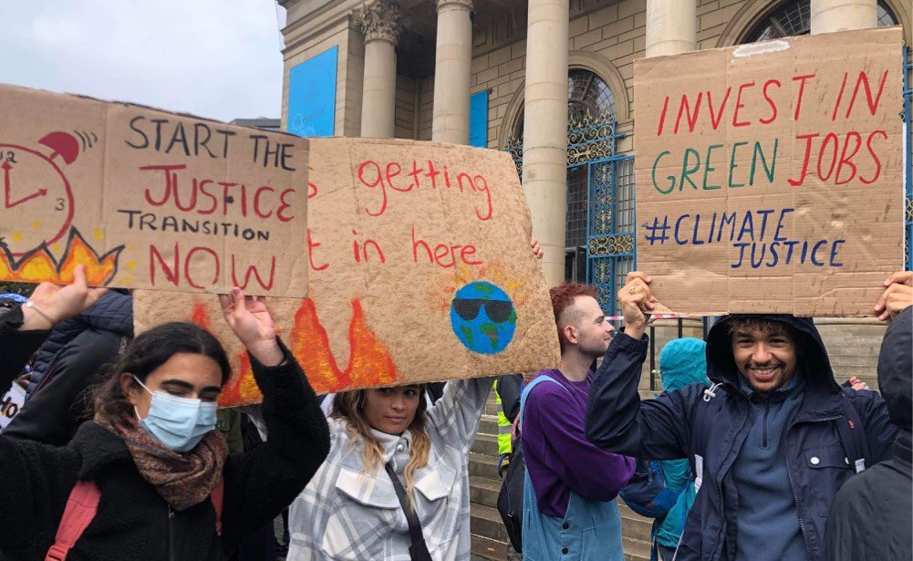 southwestsource's tweet photo. Sheffield’s own COP26 was held this week, as the city got a new climate plan including specific measures for the south west.

https://t.co/OYnFMd1yB1 https://t.co/8WDqzqsctD