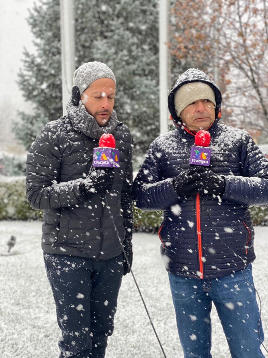 medranoazteca's tweet photo. Hoy tocó con nieve. https://t.co/mv6qRq5OMf