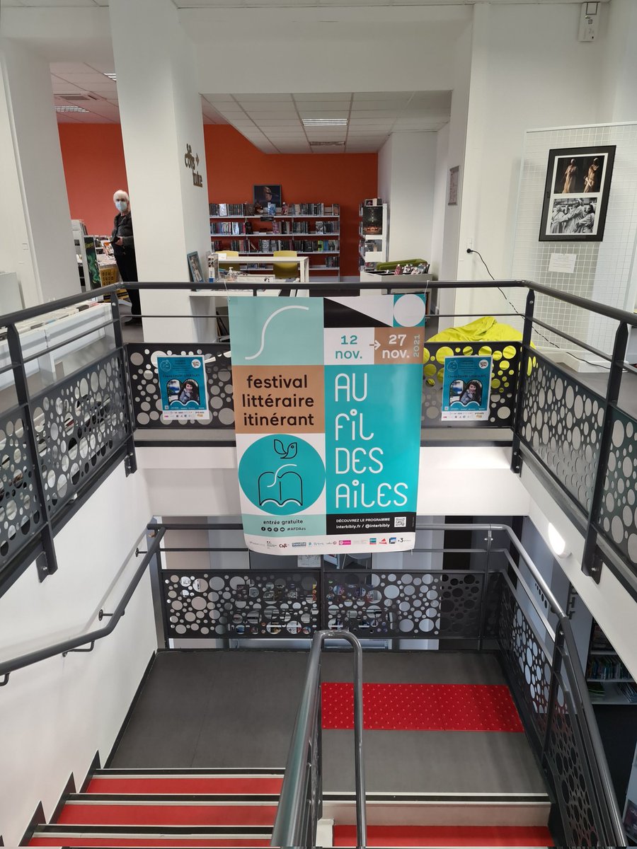 Suivez_le_fil's tweet photo. #afda21 @Interbibly : du monde à Rombas pour écouter Chadia Loueslati 🤗 de l'évasion littéraire au programme 🐦📚 https://t.co/ayJasfgX6q