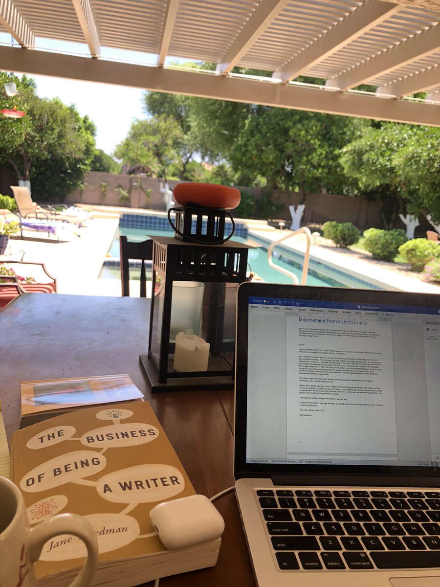 lorihellis's tweet photo. @LindenmuthWendi Ugh. No. Here’s my winter office. Unfortunately I’ll be leaving it for Boise, ID for my next book. #nosnowforme https://t.co/qTNZyvEMBL
