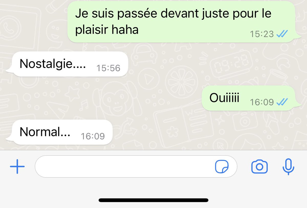 tavujesus's tweet photo. Vous aussi vos parents ils mettent des points de suspension à la fin de chaque phrase ??? 

On dirait un truc super dramatique alors que je parle d’une boulangerie ? https://t.co/WSjhPpXoO4