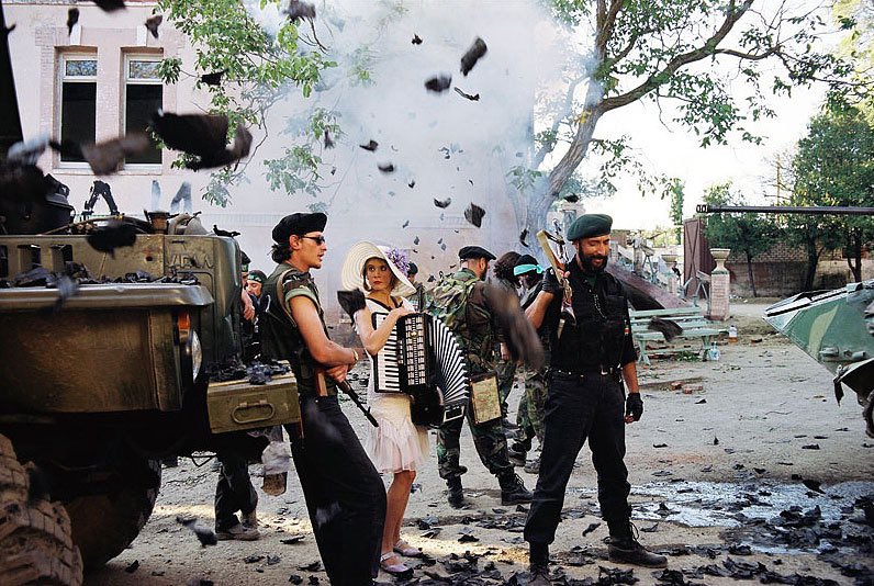 дом дураков фильм 2002. дом дураков фильм 2002.