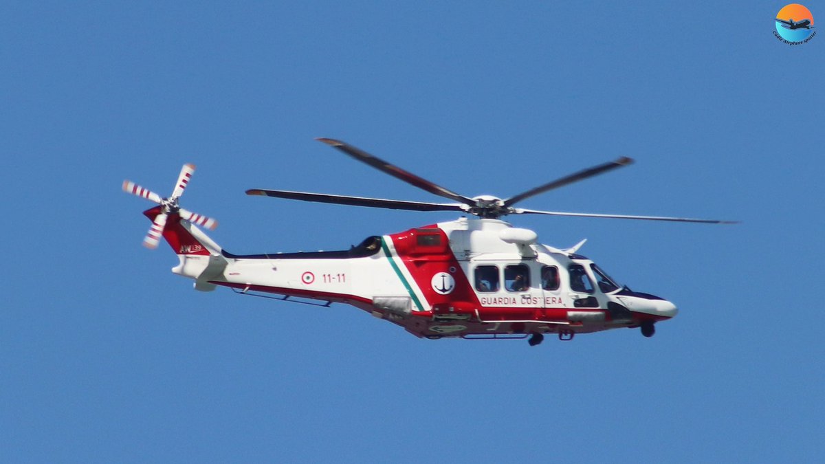 CadizSpotter's tweet photo. Agusta Westland AW139CP Italian Coast Guard
#cadiz_airplane_spotter #spotter #spotting #basenavalderota #rotanavalstation #navalstation #airport #rotaairport #Rota #eeuu #fly #aircraft #helicopter #helicoptero #italiancoastguard #augustawestland139 #aw139_agustawestland https://t.co/KXT9RqCfvv