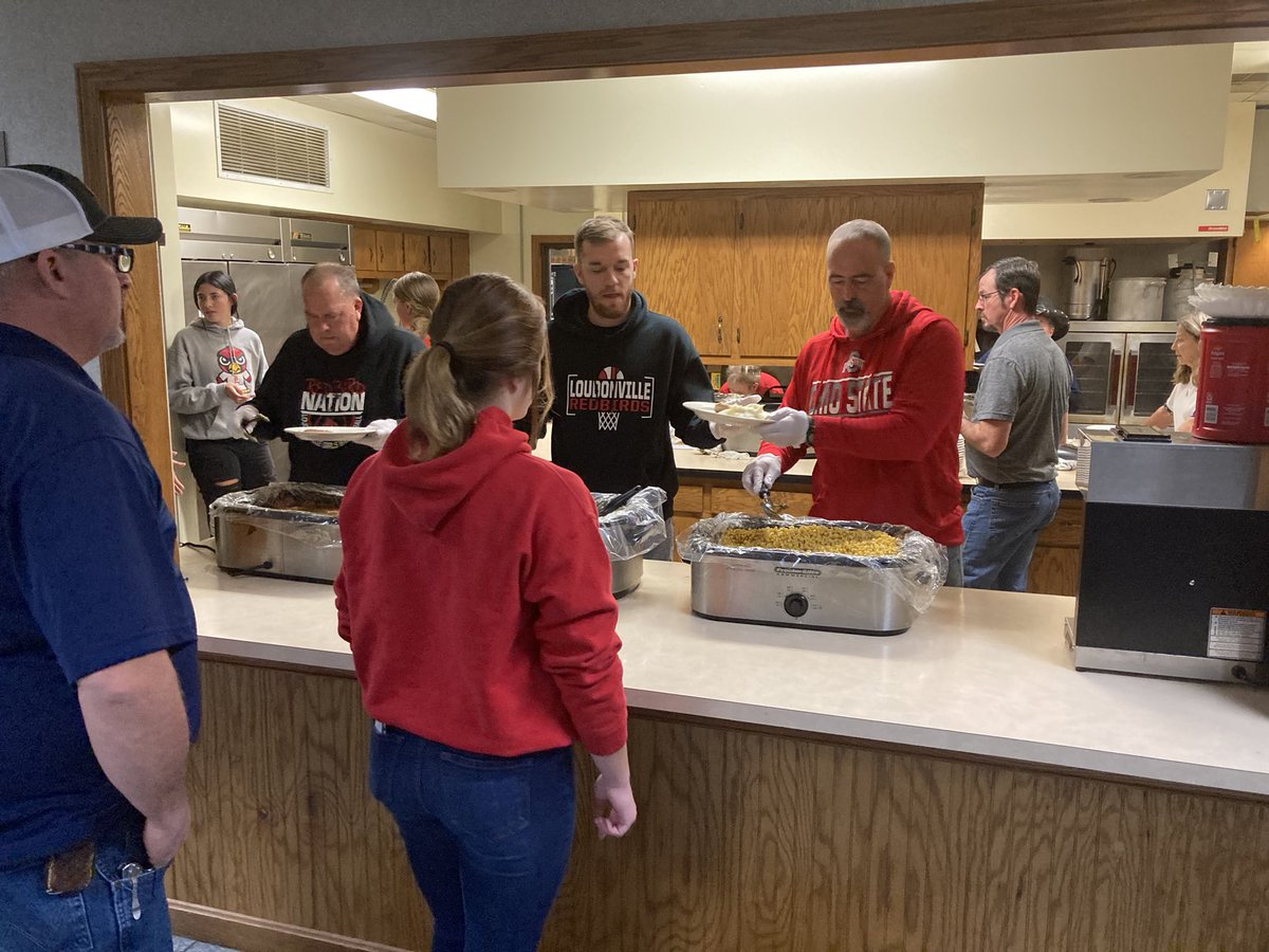 Thanks to the Girls Basketball team for working the Loudonville American Legion’s Veterans Day Dinner! 
#LPFlyTogether