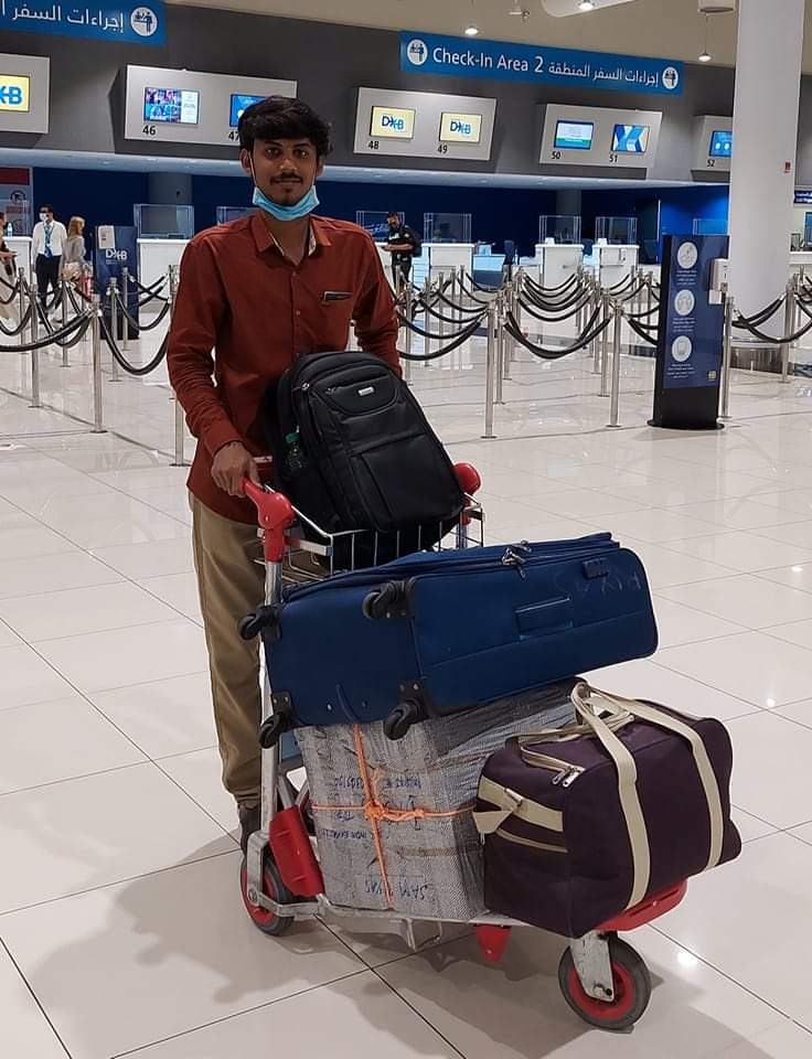 samriyasoffl's tweet photo. 2021 ஆண்டின் எனது துபாய் சுற்று பயணம் இனிதே முடிந்தது..
மீண்டும் விரைவில் வருகிறேன்..
#dubai #duabitour #firstjunction #samriyas https://t.co/aGzPBfEyEg