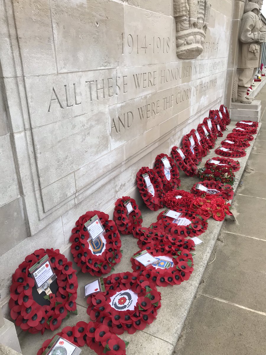 hmsacasta's tweet photo. A weekend of remembrance for all those who served, and died on HM ships Glorious, Ardent and Acasta. Last night attended the festival of Remembrance and today laid 3 wreaths on behalf of the GLARAC association. We will remember them https://t.co/ipmNsofxVl