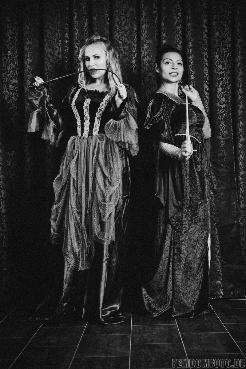 femdomfotode's tweet photo. new #vintage #imageset with 2 goddesses #ladyolga and #missheila added today to https://t.co/JSYeidSaqs #femdomfotode #femdompov #vintagefemdom #stylishfemdom #dominance https://t.co/0YHPuzBmRY