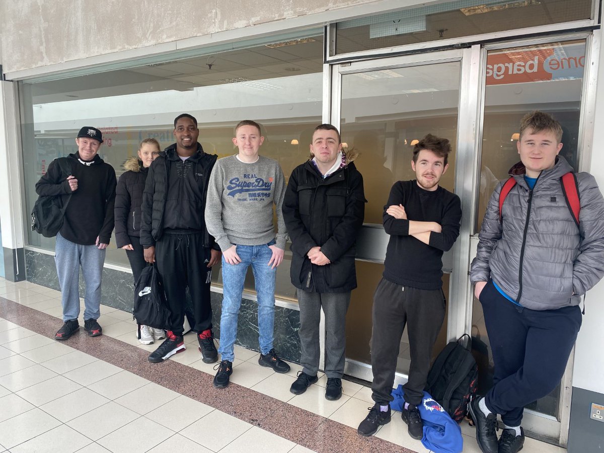 catcotefutures's tweet photo. (1/3) The employment pathway (STEPs) have welcomed back their learners to the classroom this week. 
The classroom has been moved to a bigger unit in 
@MiddletonGrange as STEPs has grown and developed so have the numbers of young people. https://t.co/mtOh7Ac93f