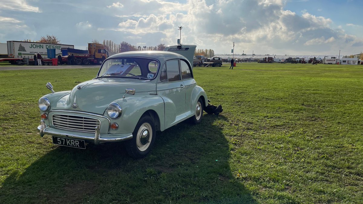 Vintage Tractor Show tweet media
