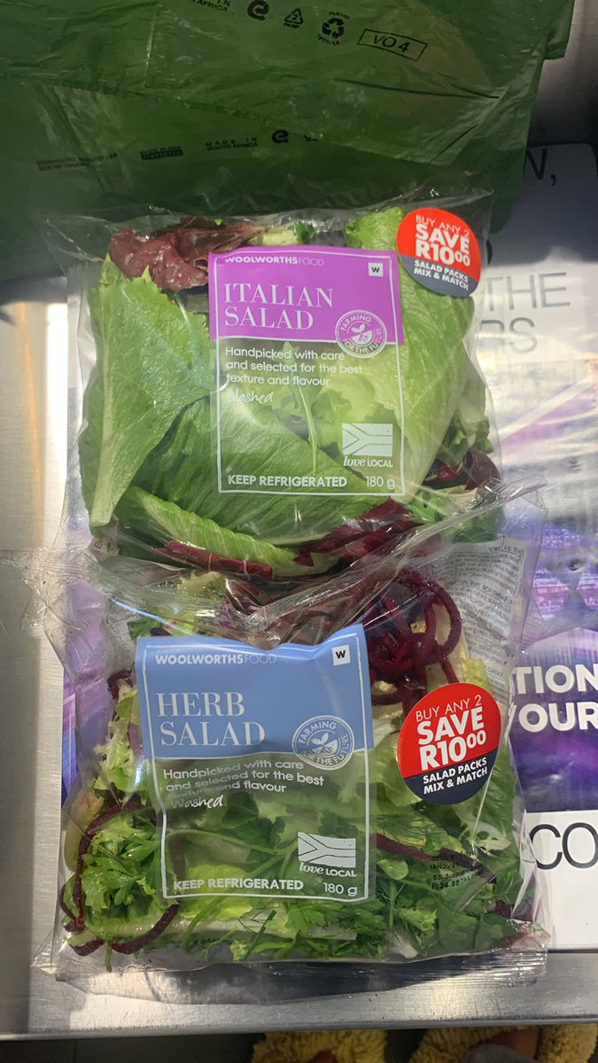 ebonzet's tweet image. Useless service @Engen_SA @WOOLWORTHS_SA 
Firstly not accepting virtual Woolworths/MySchool card. Secondly promo not working, took at least 20min to try resolve although it’s as clear as daylight