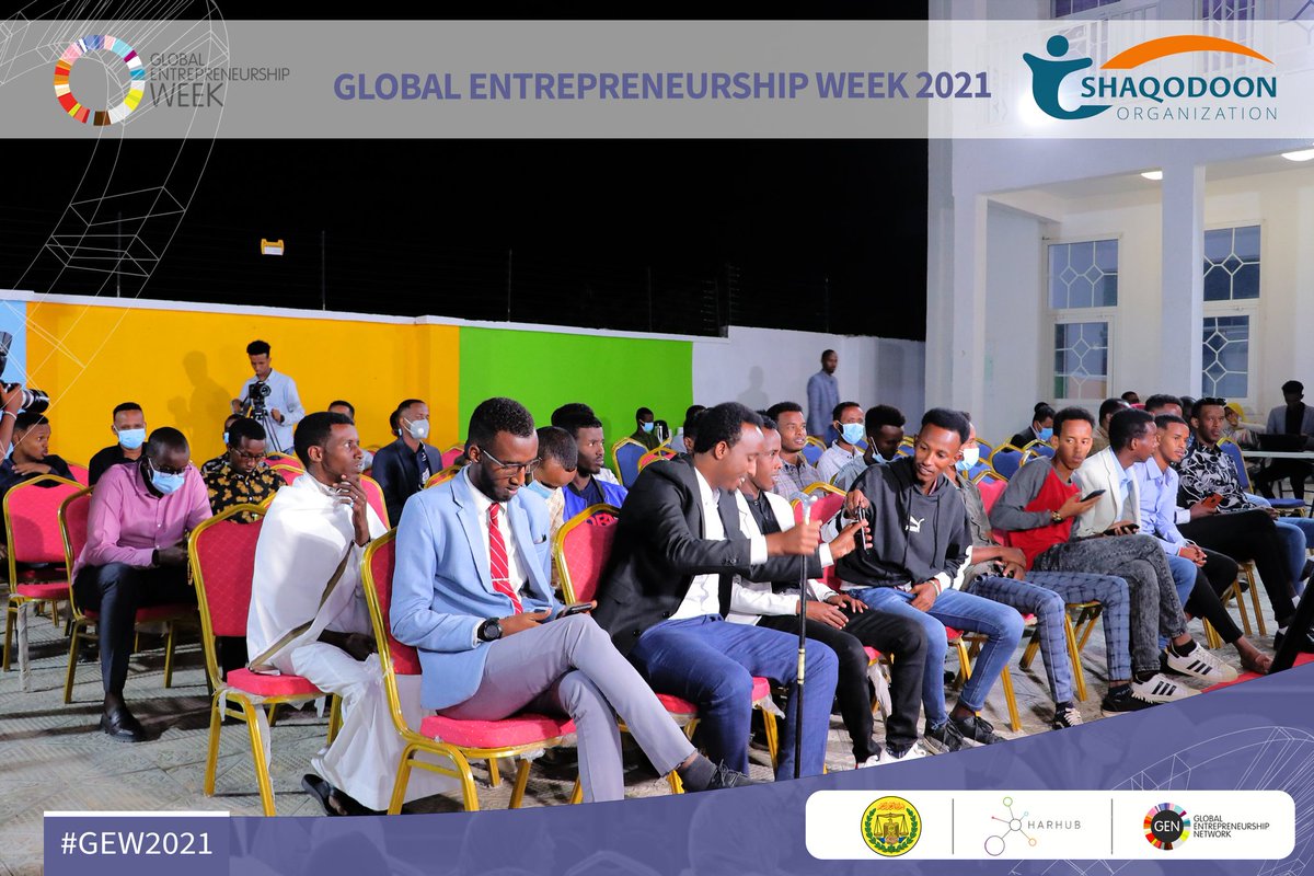 AraaleMichael's tweet photo. #GEW2021 #Adeegecreative
@HarHub @AdeegeAgency @Shaqodoonorg https://t.co/Z7No3O5W00