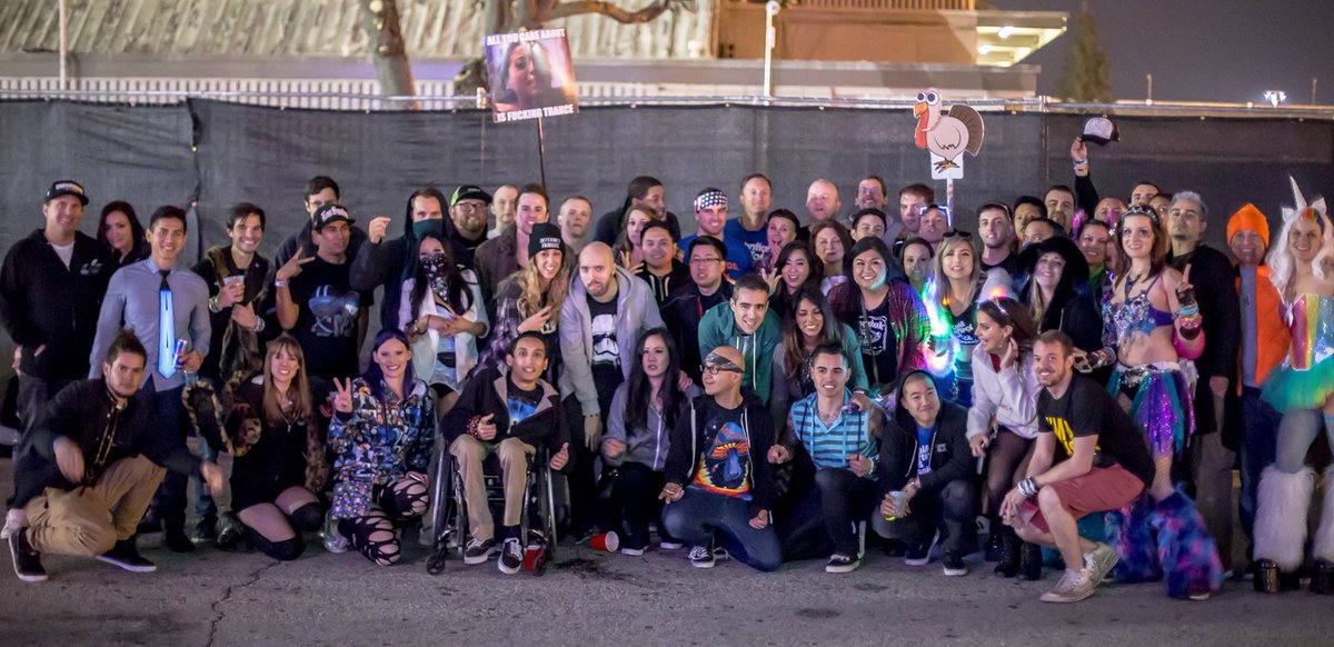 azn_sensazn_'s tweet photo. Sooooooooooooon! #Dreamstate #DNTP #TranceFamily (Left is 2015, right is 2018 obvs) https://t.co/INDjtVKrf0