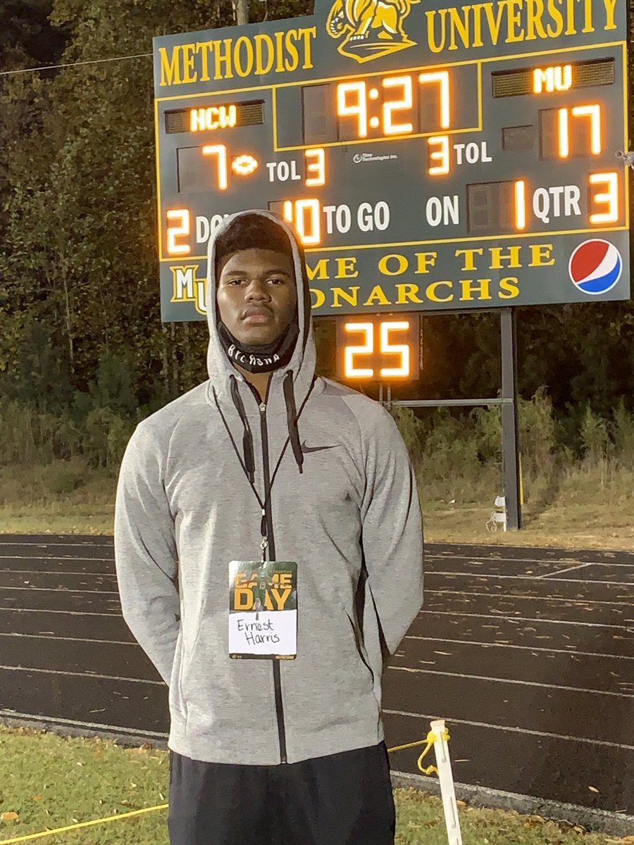 ErnestHarris40_'s tweet image. Thanks for the invite. Had a great visit 🏈⁦@_coachcccoleman⁩ ⁦@Methodist_FB⁩ ⁦@CoachDwill9⁩ ⁦@CoachKwill⁩ ⁦@CoachGordon19⁩ ⁦@CoachMagouirk⁩ ⁦@_Coach_Rad⁩ ⁦@CoachWard21⁩