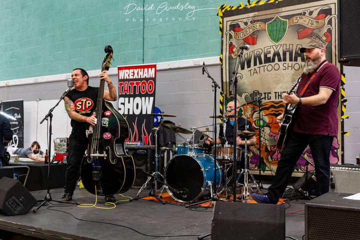 hellfiredeville's tweet image. Wrexham Tattoo Show yesterday !!! BANG !!!!#hellfiredevilles #rockabilly #psychobilly #killerbilly #rockandroll #NWKB #northwaleskillerbilly #Wrexham #wrecsam #Wales #northwales #Welsh #welshrockabilly #welshlads #wrexhamink #wrexhamtattooshow #Glyndwr