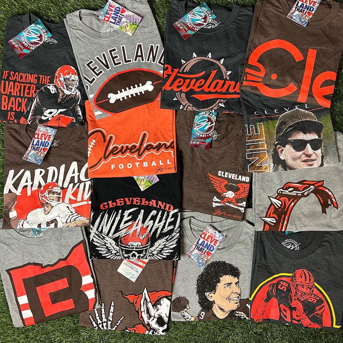 GVartwork's tweet image. Almost Kickoff time! And it’s a big one! 

Time for a GV Game Day giveaway! 

RT, like this post and follow us to win a $30 GV Gift card to grab something from the best brand in the Land! 

Winner announced Monday.