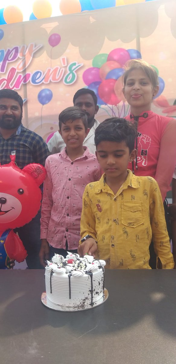 "Children are like buds in a garden and should be carefully and lovingly nurtured, as they are the future of the nation and the citizens of tomorrow."
- #JawaharlalNehru
Happy #ChildrensDay
<a href="/IndianOilcl/">Indian Oil Corp Ltd</a> 
<a href="/IOCRetail/">IndianOil PetrolPump</a>
<a href="/IOCL_Rajasthan/">IOCL_Rajasthan</a>
<a href="/sunil_iocl/">Sunil Garg</a>
<a href="/xtrarewards/">IndianOil XTRAREWARDS</a>