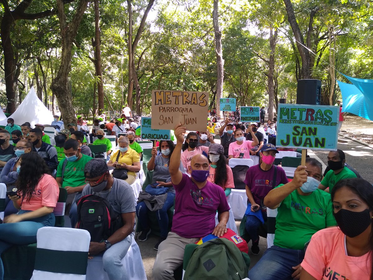 MetrasAntimano's tweet photo. #metras Todo nuestro equipo Metras hoy en el parque los Caobos en un encuentro con la almiranta Carmen Meléndez,  porque si se puede las Metras tienen con Qué @CcsEcologica @Joselopezpsuv @METRASALTAGRAC1 @Metrasoficial @EmilyCaroVzla @DiuskaVillarro2 @METRASALTAGRAC1 https://t.co/0XuHbYGBsj