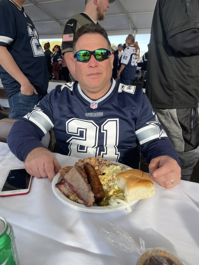 arodtx36's tweet photo. #CowboysTravel https://t.co/ijwF111z4e