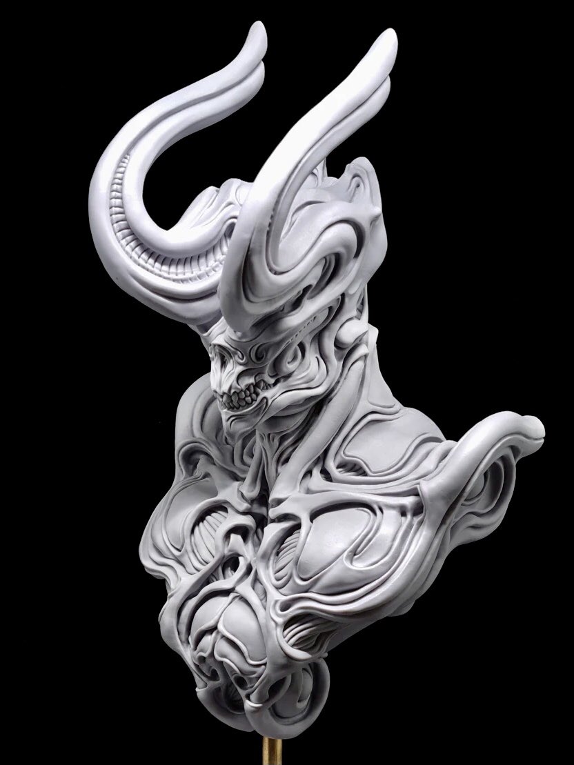 DomQwek's tweet photo. Sentinel. Formative piece many years ago. Resin sculpture. https://t.co/FxiceGXdWe
