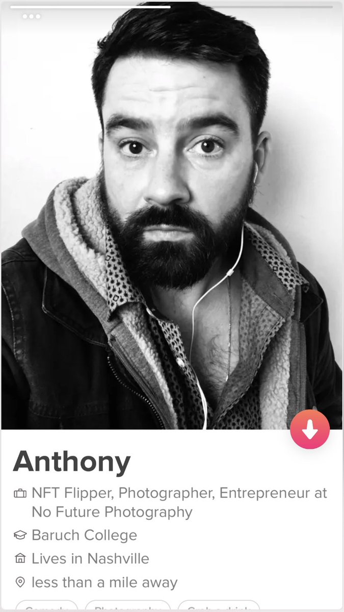 nofuture's tweet photo. 🤣🤣🤣 adding "NFT Flipper" to my Tinder profile has finally paid off. I'm pitching the Gospel of Gotchi so I think @Webb_Nft and @aavegotchi should count this toward my Aambassadorship #gotchigang #LFG #certifiedloverboi https://t.co/qtZ7qAi7QS