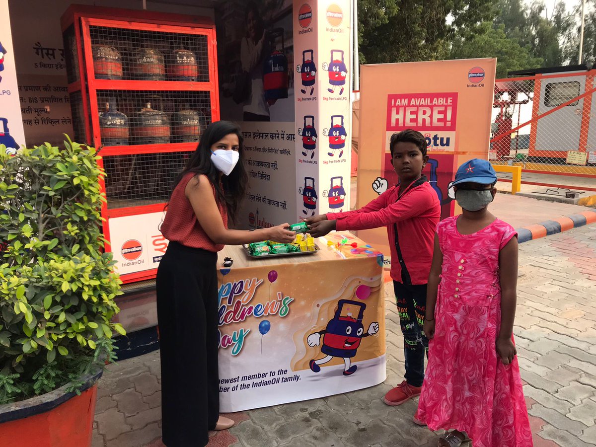 Wishing Everyone a Very happy Childrens Day . 14th Nov'21 Celebrated across all districts under Jodhpur Indane DO with spreading happiness #IOCLChildrensDay #Chhotu #IndianOil <a href="/IndianOilcl/">Indian Oil Corp Ltd</a> <a href="/IOCL_Rajasthan/">IOCL_Rajasthan</a> <a href="/sunil_iocl/">Sunil Garg</a> <a href="/Kulvind22001115/">Kulvinder</a>