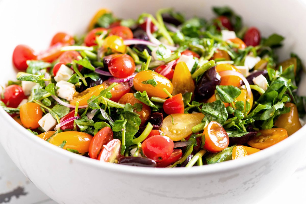 delivery_paul's tweet photo. Healthy Sunday!!
Order now this salad for only £5.99 and you get a free drink !!
#food #veganfood #salad #Twitter #HealthySunday 
#fastfood #PaulDelivery https://t.co/uZUQs8v774
