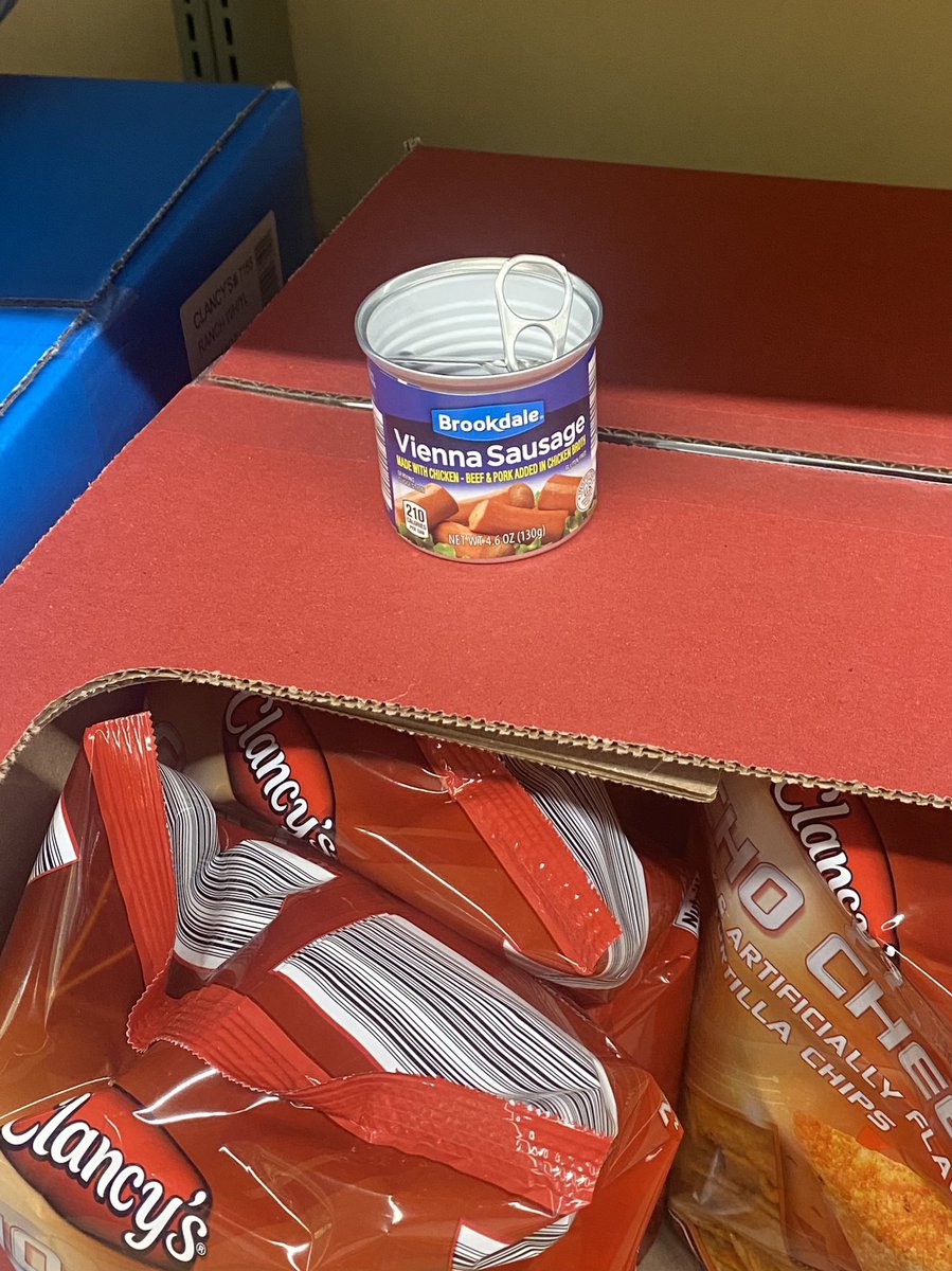 TonyMel13027869's tweet image. Some people push the boundaries of idiocy!! 🤦🏻  So if you eat it in the store it’s not really stealing, right? Lol 😂 #Aldi #ignorantpeople