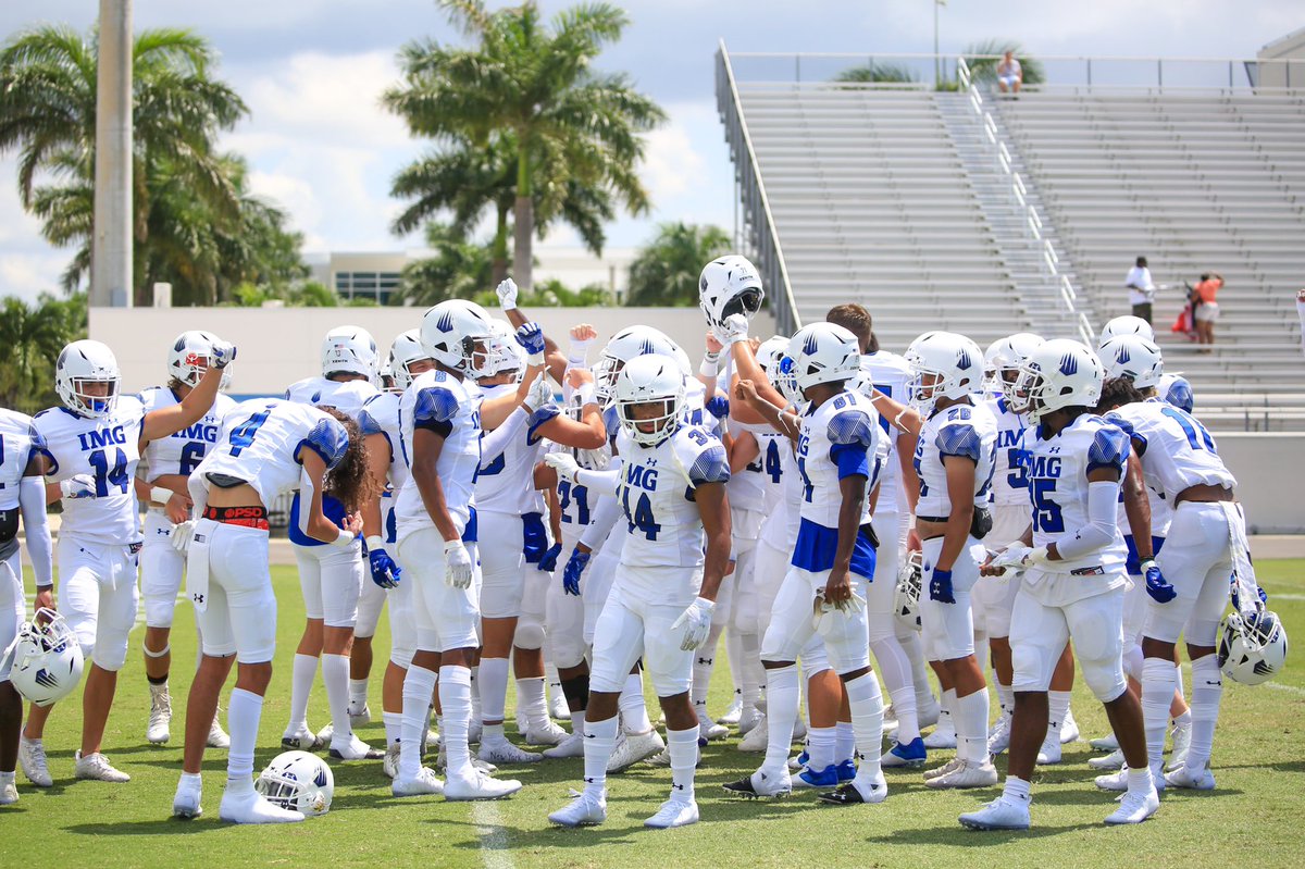 Last game week with my dudes👊🏿

#FullScend all week long 🔵⚪️