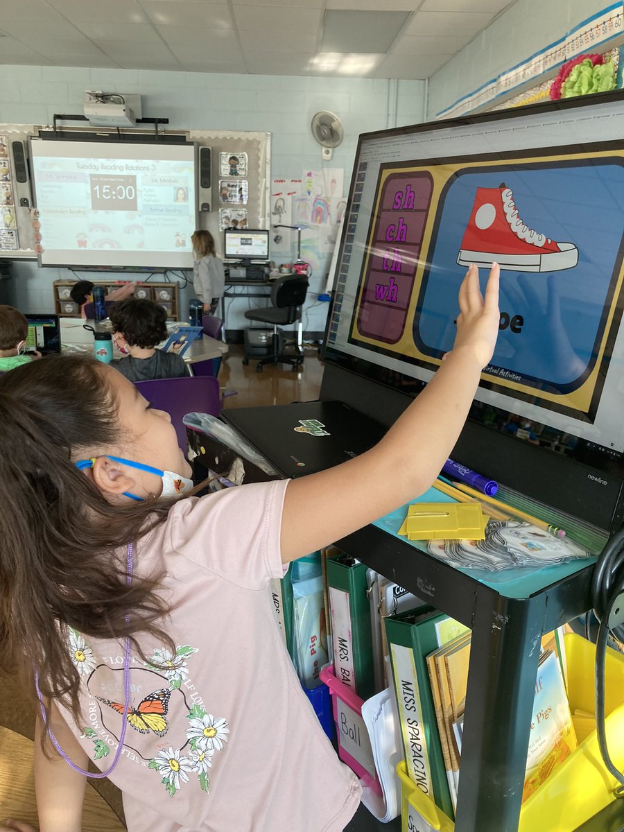 These first grade ELLs loved using our flex board to practice digraphs!