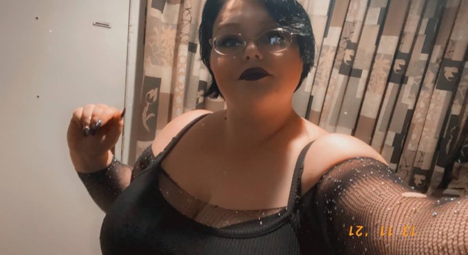 This weekend at YKW was absolutely amazing and I can&rsquo;t wait to play with some of you lovelies again 🥰🤤<a href="/tag/bbw"class="tags"><span>#bbw</span></a><a href="/tag/findom"class="tags"><span>#findom</span></a><a href="/tag/adultwork"class="tags"><span>#adultwork</span></a><a href="/tag/sw"class="tags"><span>#sw</span></a><a href="/tag/cashapp"class="tags"><span>#cashapp</span></a><a href="/tag/plussizewomen"class="tags"><span>#plussizewomen</span></a>