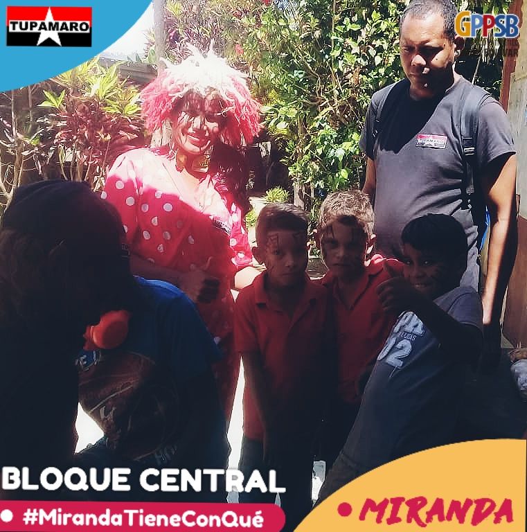 #13Nov 📸|| ¡EJEMPLO DE LUCHA!

Con amor y alegría nuestra militancia #MRT acudió a la parroquia La Democracia en el sector San Vicente, donde se realizó un abordaje político, social y recreativo en beneficio de los habitantes.

#VotaRebelde