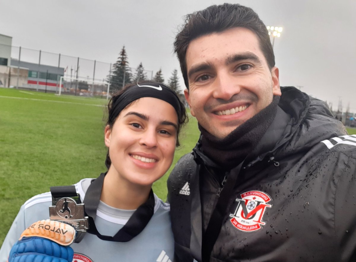 NextGKschool's tweet photo. Losing a final at penalties is never easy to digest, especially after such a great game, but with the confidence to promise right on the pitch to turn that medal in gold next year. #leagueoneontario #goalkeeper #NextGKschool #nextgenerationkeepers #ontariosoccer @jeninealkhatib https://t.co/hCiou6n9Ji